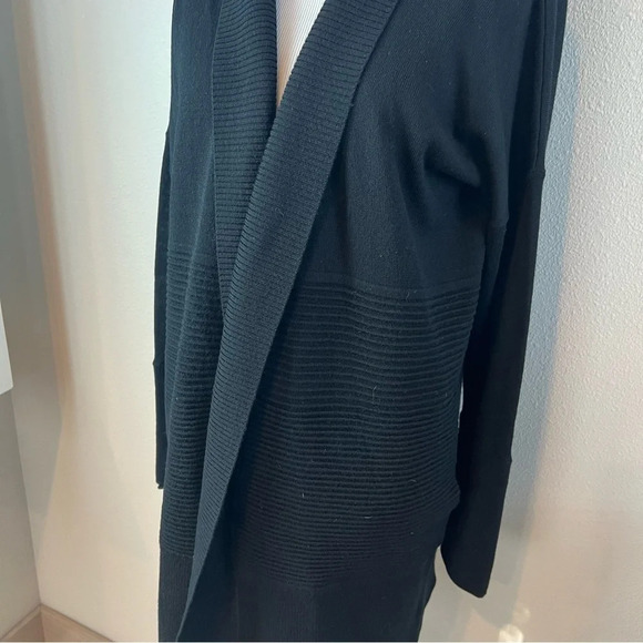 Lululemon Black Sit in Lotus Wrap Merino Wool Ribbed Cardigan Casual Women’s XS - Picture 5 of 13
